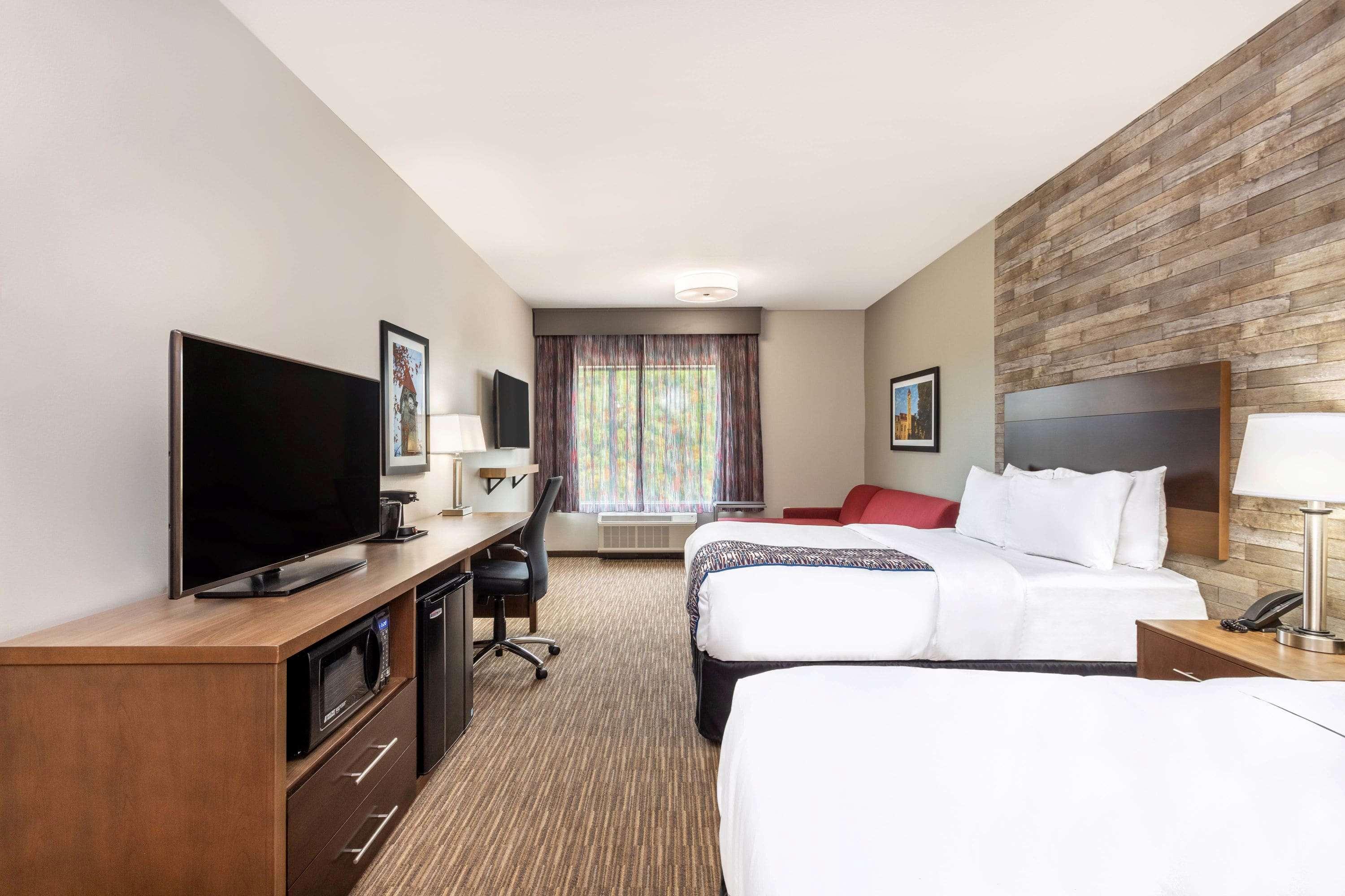 La Quinta Inn And Suites By Wyndham Блумингтон Экстерьер фото