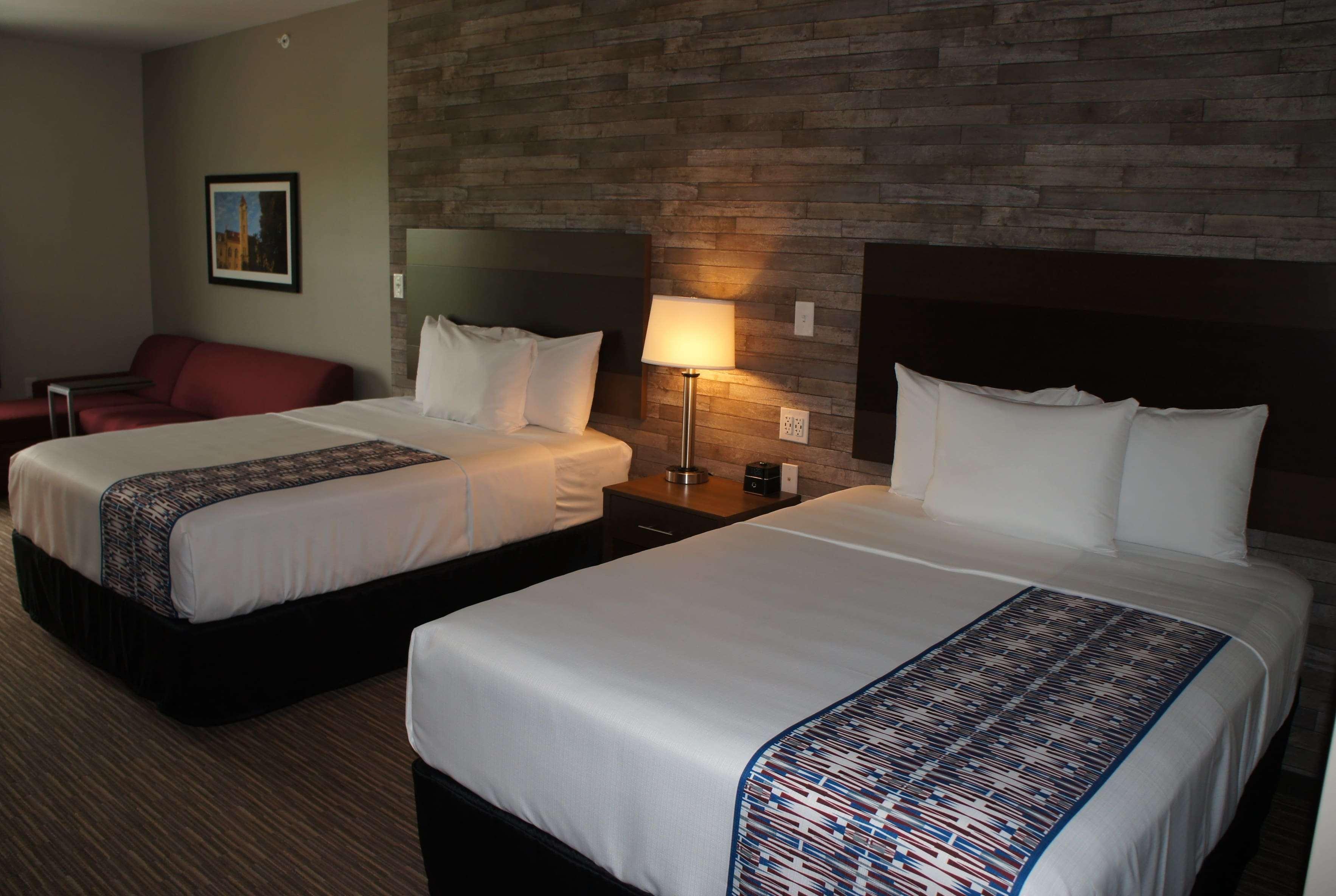 La Quinta Inn And Suites By Wyndham Блумингтон Экстерьер фото