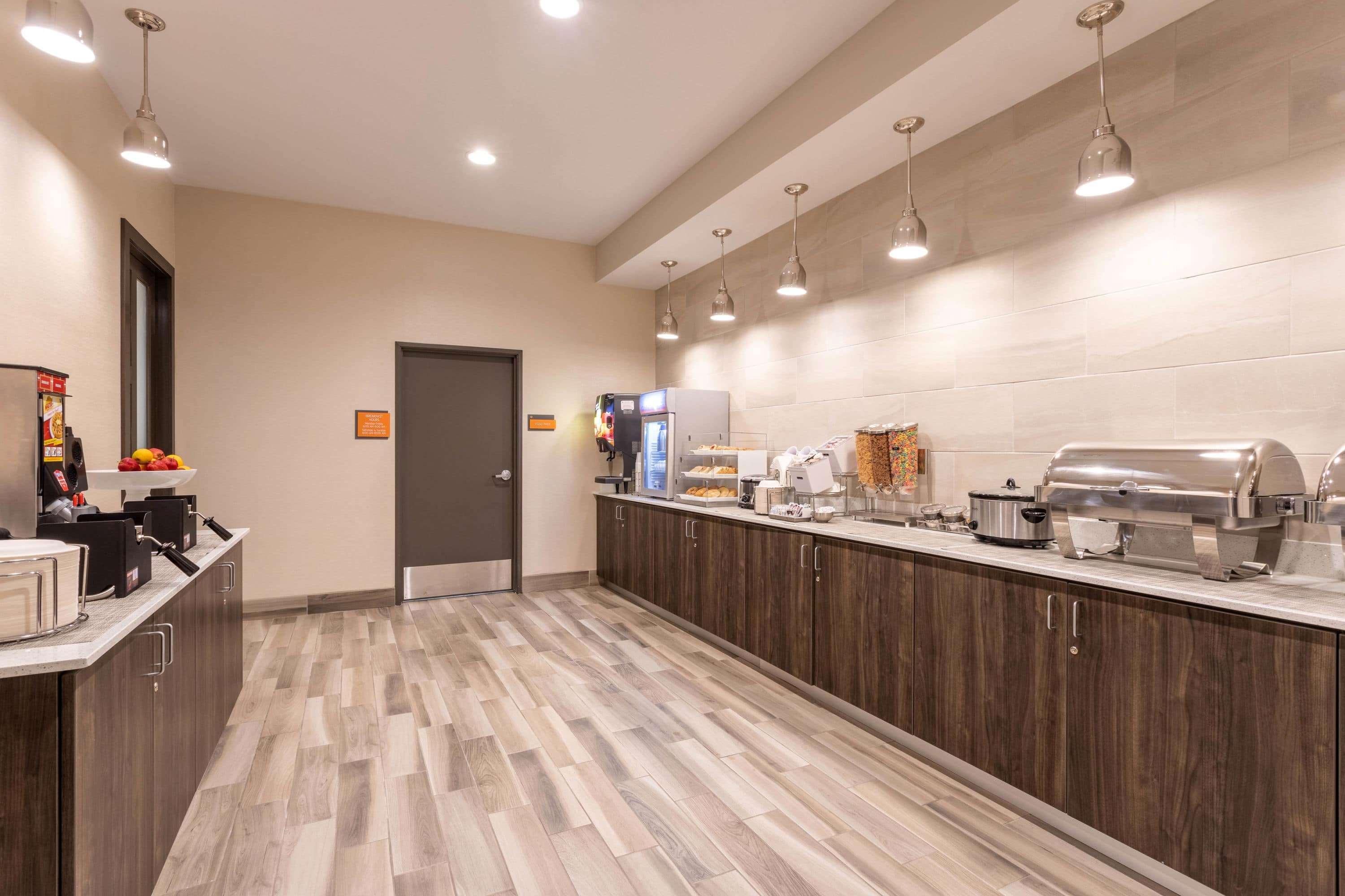 La Quinta Inn And Suites By Wyndham Блумингтон Экстерьер фото